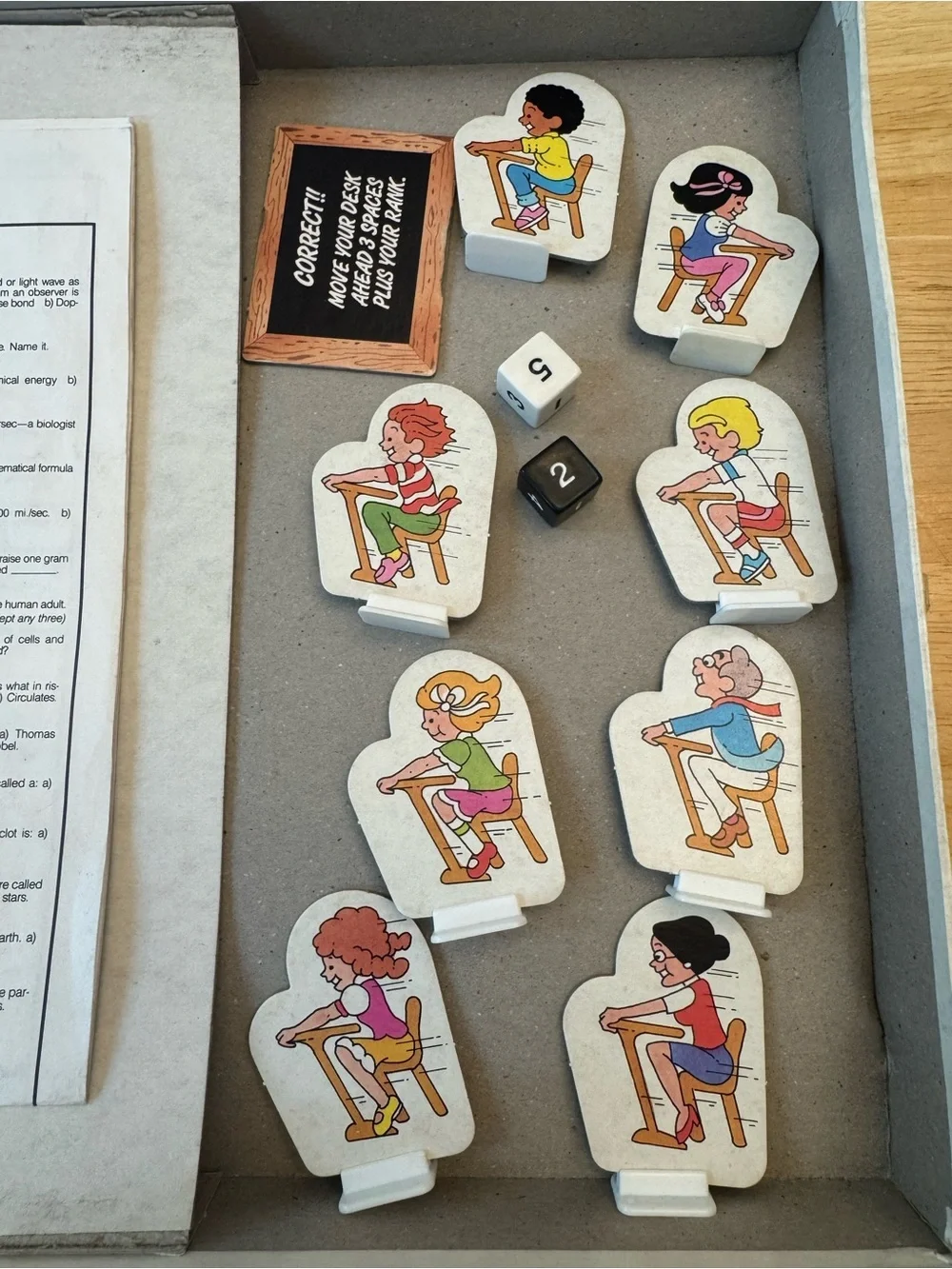 Go To The Head of the Class Deluxe Edition Board Game -complete excellent